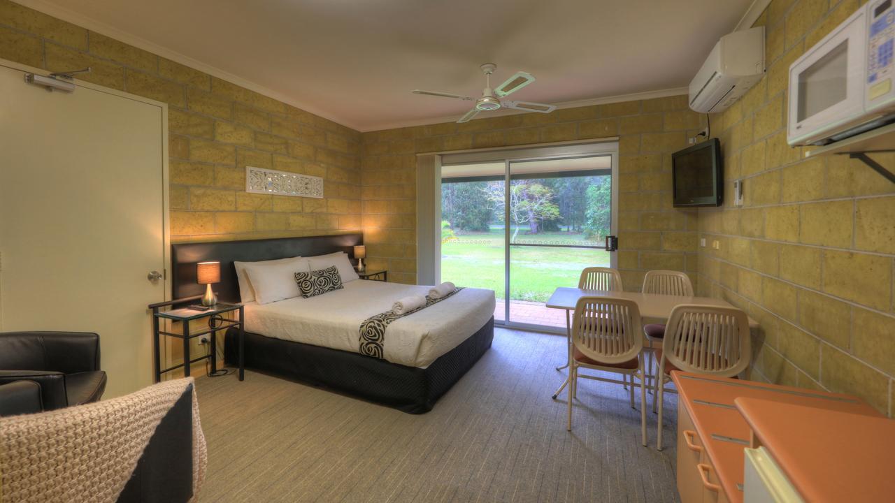 Motel Stuarts Point Convention Centre Extérieur photo